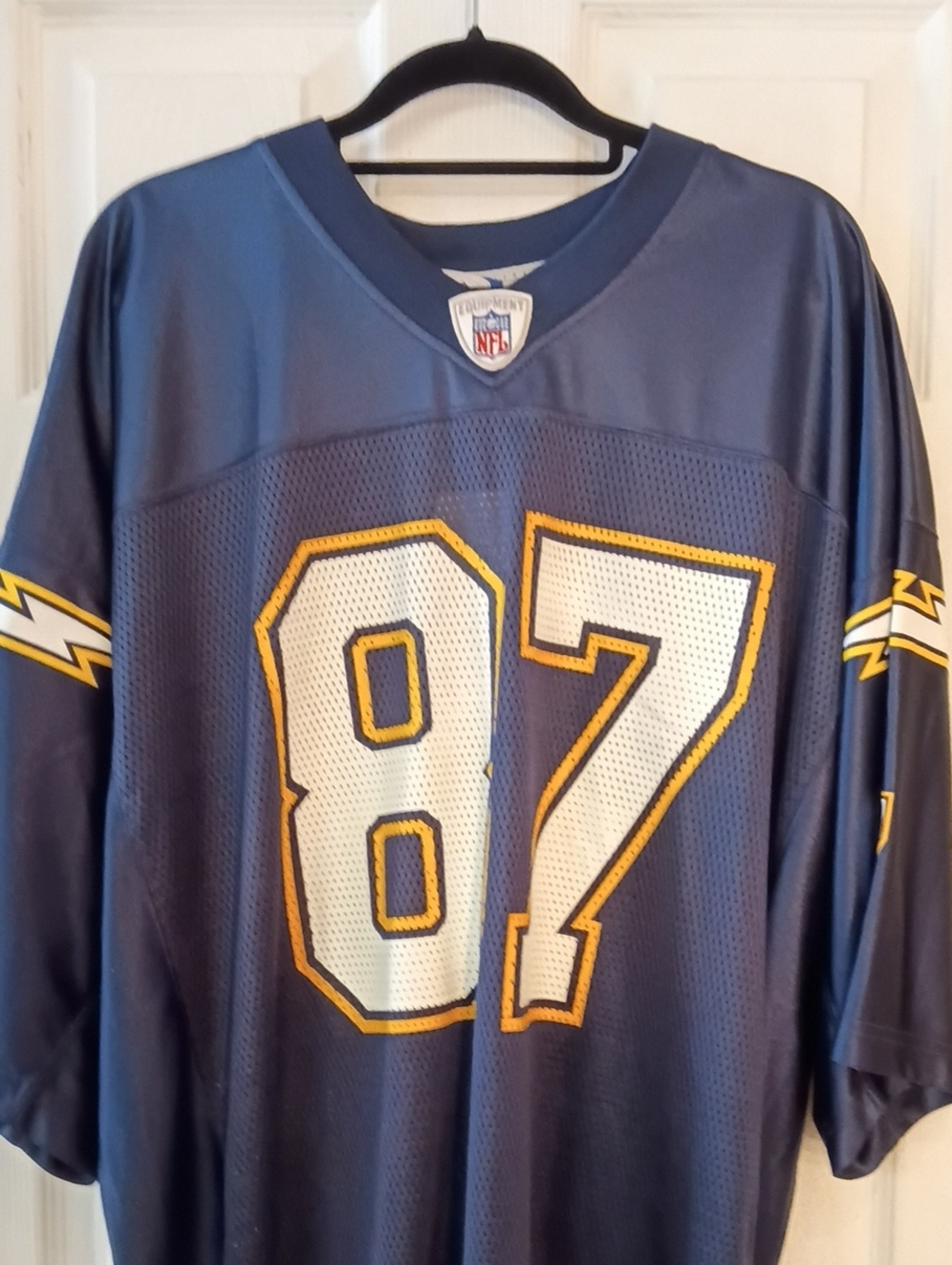 Los Angeles Chargers #87 Jersey Size XL
